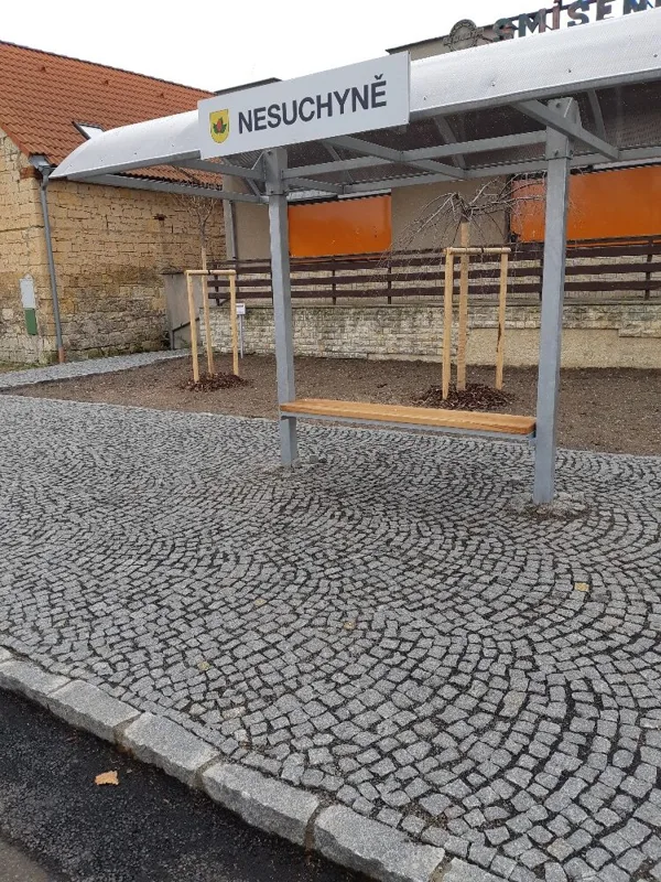 Realizace autobusové zastávky.